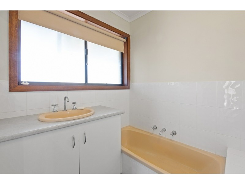 Unit 3/2 Canal Road, Paynesville VIC 3880