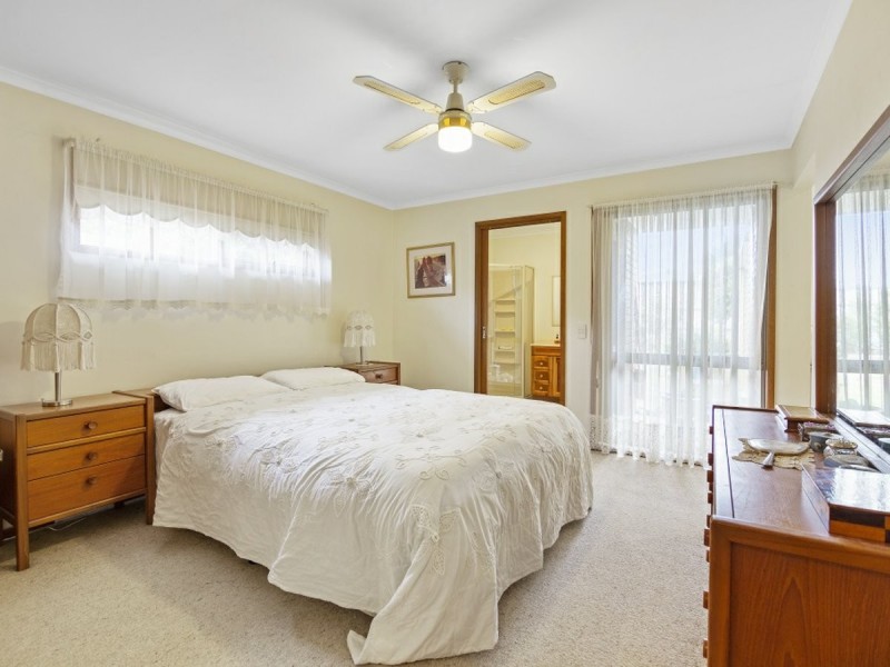 17 Newton Close, Paynesville VIC 3880