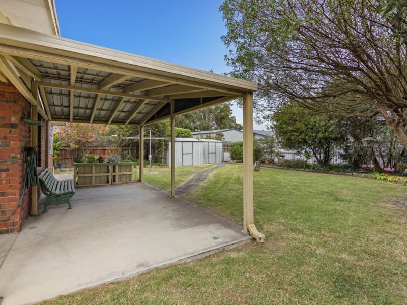 17 Newton Close, Paynesville VIC 3880