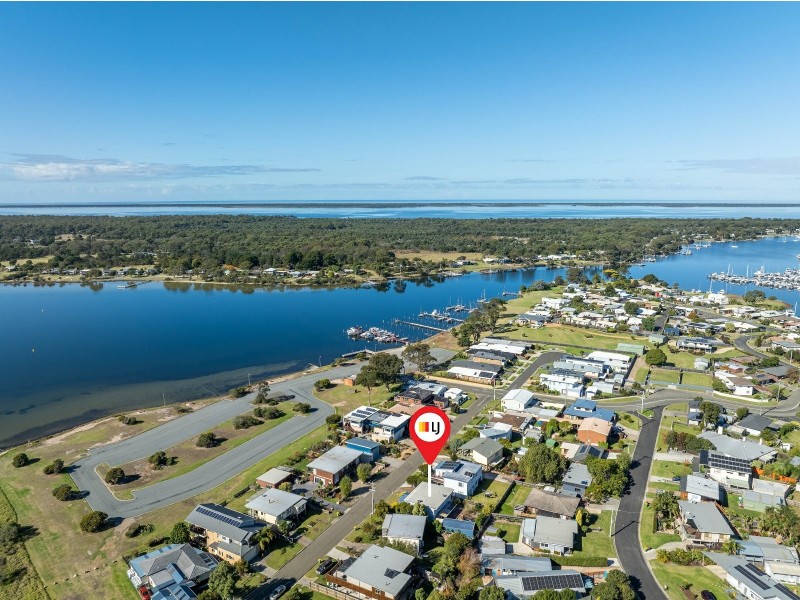 11 Marina Drive, Paynesville VIC 3880