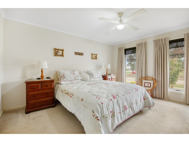 5 The Grange, Paynesville VIC 3880