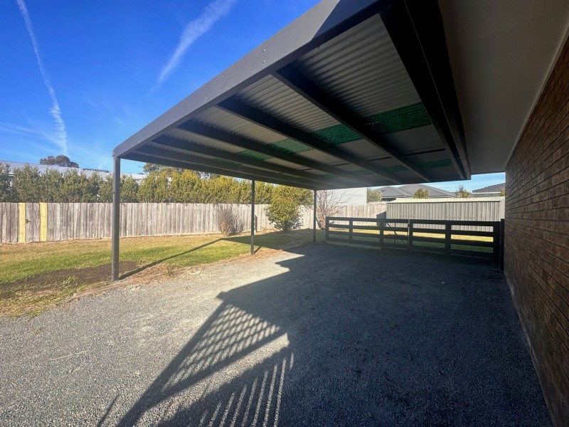 4 Bayside Avenue, Newlands Arm VIC 3875