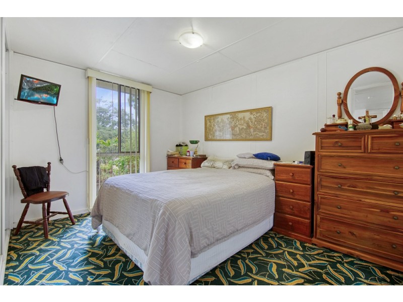 30 Eighth Avenue, Raymond Island VIC 3880