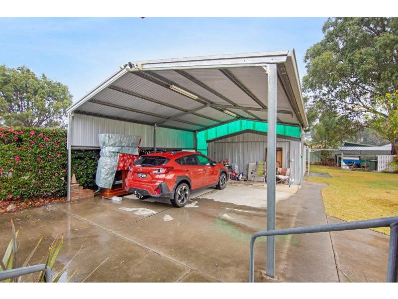 30 Eighth Avenue, Raymond Island VIC 3880