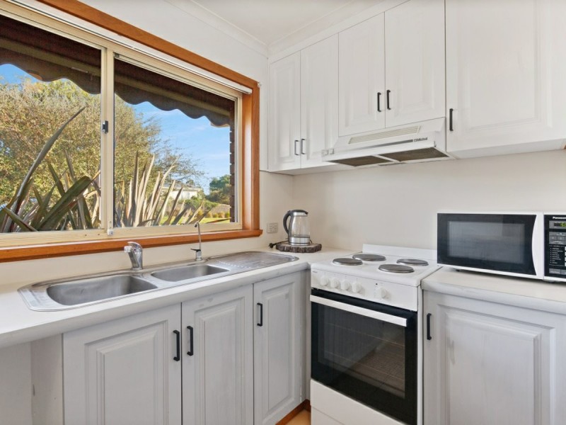 Unit 1/36-38 Main Road, Paynesville VIC 3880