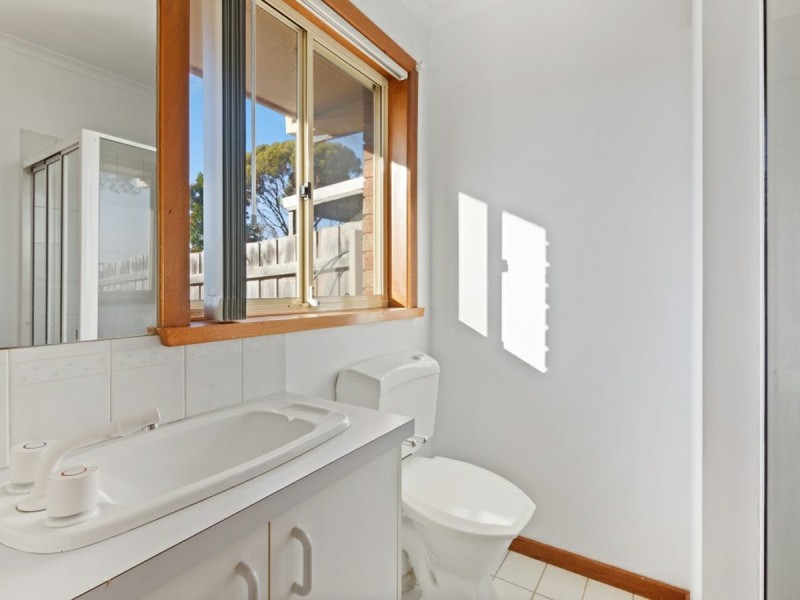 Unit 1/36-38 Main Road, Paynesville VIC 3880