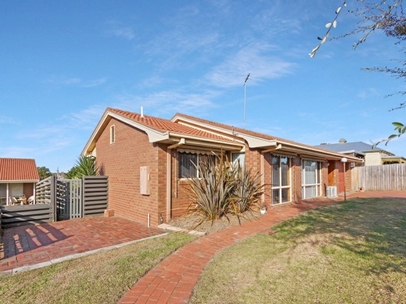 Unit 1/36-38 Main Road, Paynesville VIC 3880