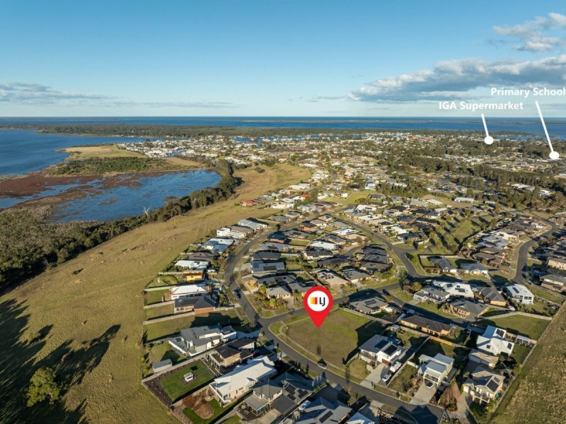 39 Eagle Bay Terrace, Paynesville VIC 3880