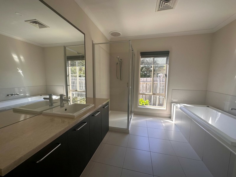 19 Windemere Terrace, Paynesville VIC 3880