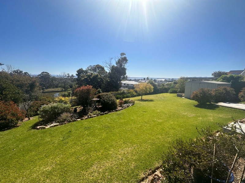 19 Windemere Terrace, Paynesville VIC 3880