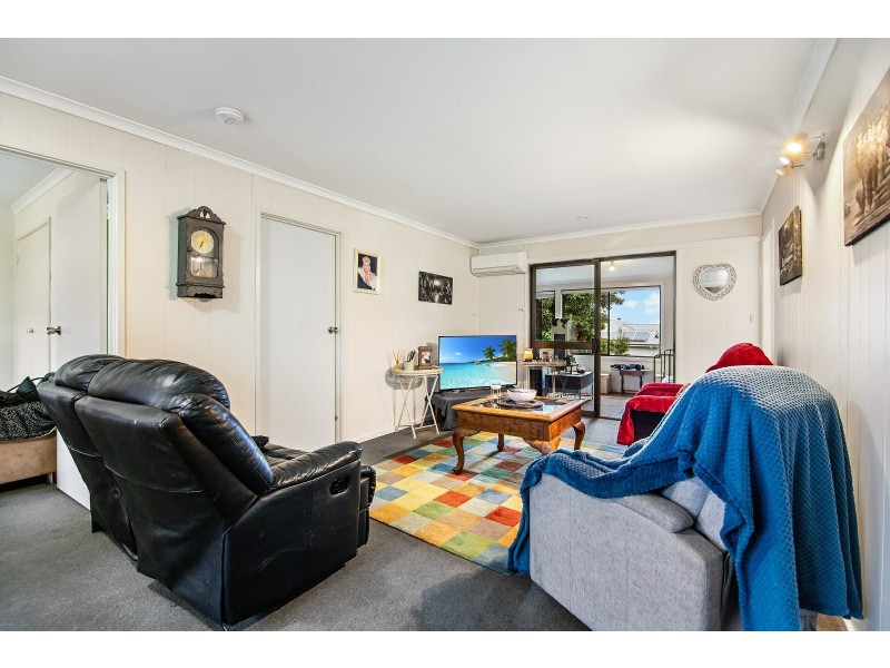 27 Bay Road, Eagle Point VIC 3878