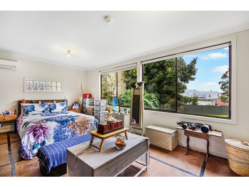 27 Bay Road, Eagle Point VIC 3878