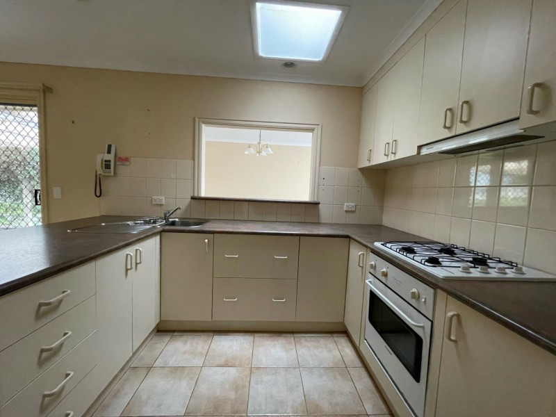 9 Riley Street, Eagle Point VIC 3878