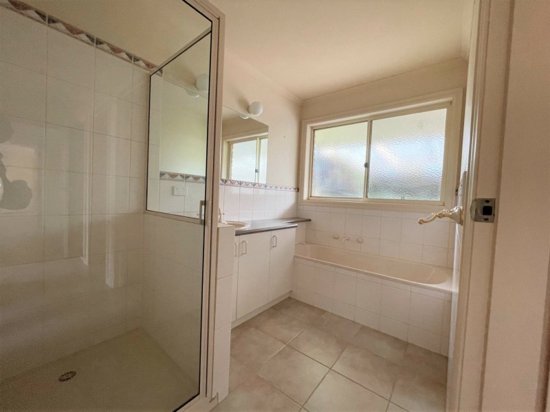 9 Riley Street, Eagle Point VIC 3878