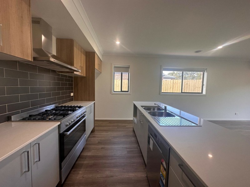 18 Camden Street, Lucknow VIC 3875