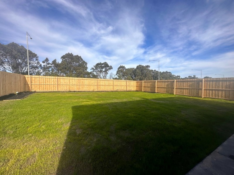 18 Camden Street, Lucknow VIC 3875