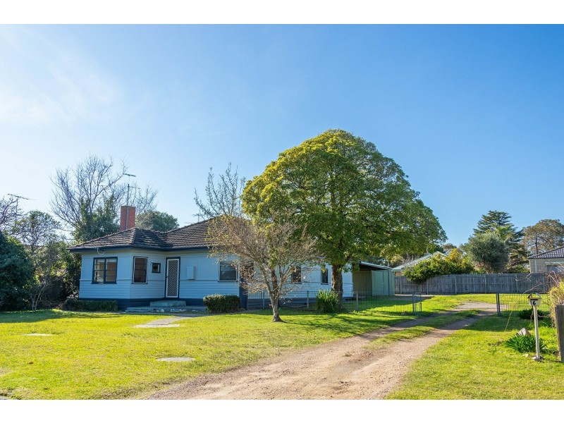 16 Reynolds Street, Paynesville VIC 3880