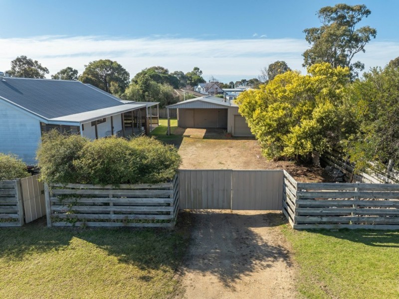 15 Dawsons Cove Drive, Newlands Arm VIC 3875