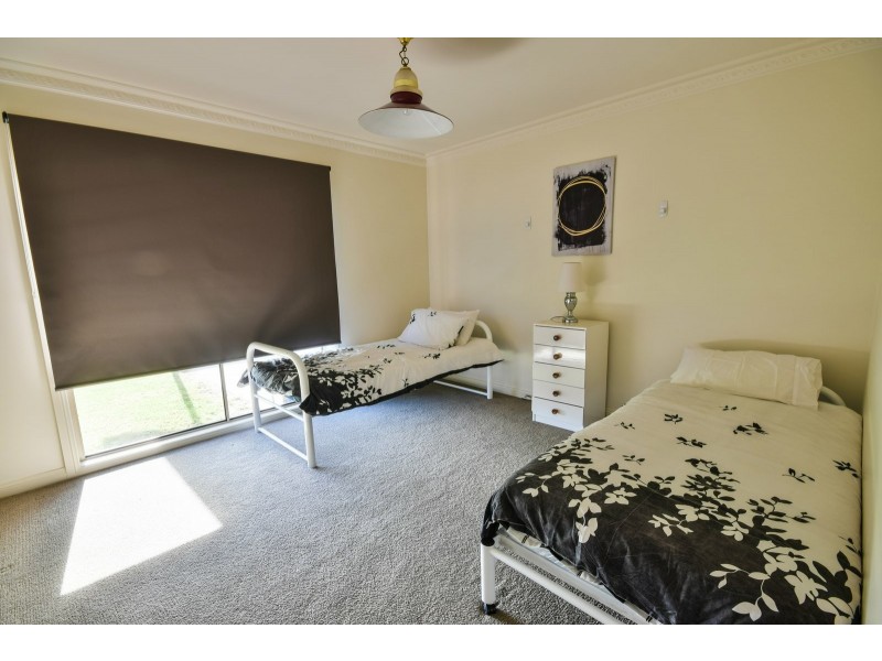 9 Midway Avenue, Newlands Arm VIC 3875