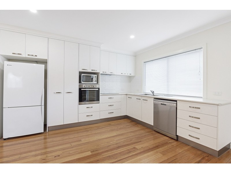 16 Cumming Street, Paynesville VIC 3880