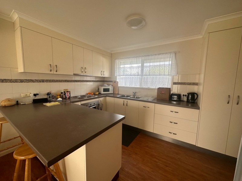 Unit 2/27 Main Road, Paynesville VIC 3880