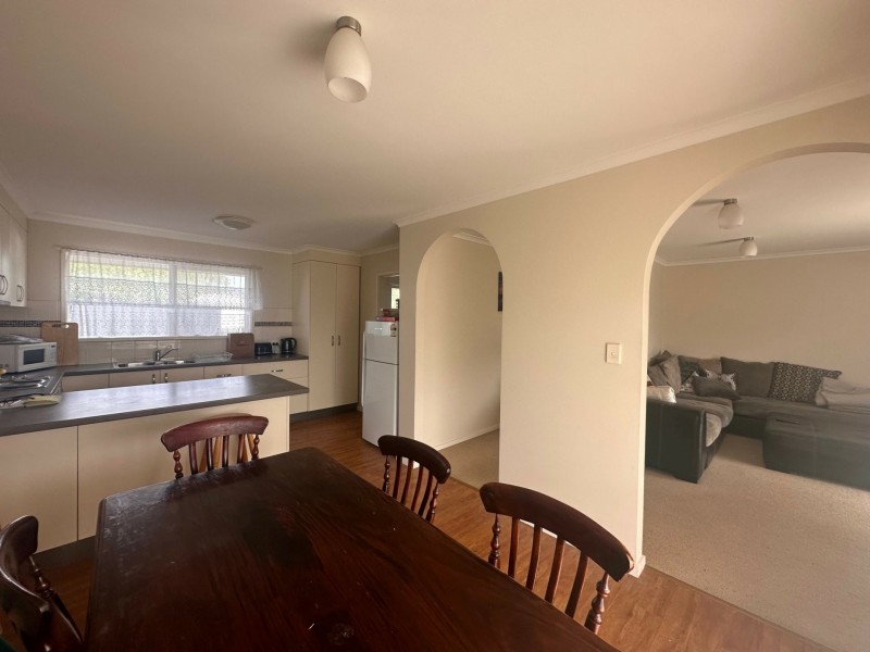 Unit 2/27 Main Road, Paynesville VIC 3880