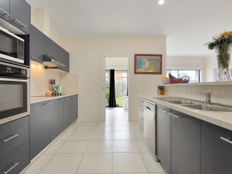 18 Sunset Boulevard, Paynesville VIC 3880