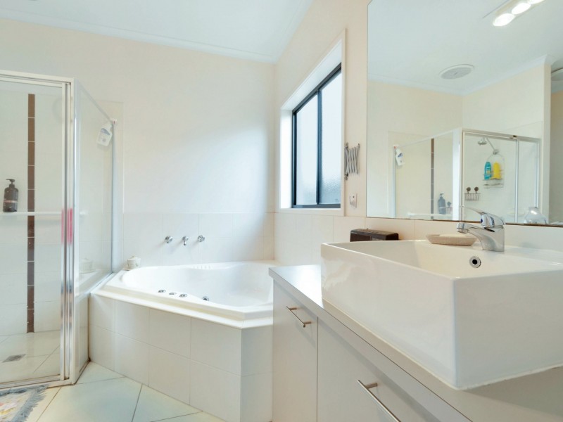 18 Sunset Boulevard, Paynesville VIC 3880