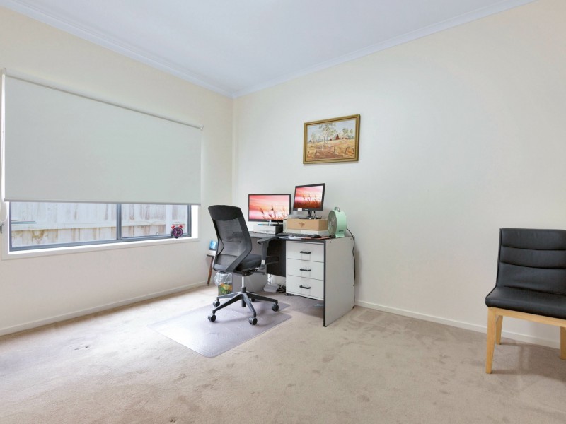 18 Sunset Boulevard, Paynesville VIC 3880