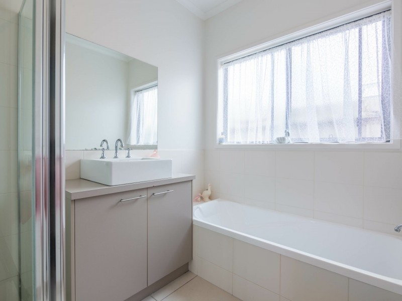 18 Sunset Boulevard, Paynesville VIC 3880