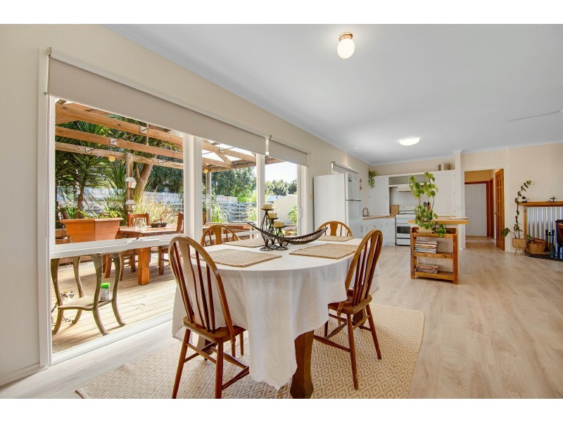 10 & 10A Lake Fair Rise, Newlands Arm VIC 3875
