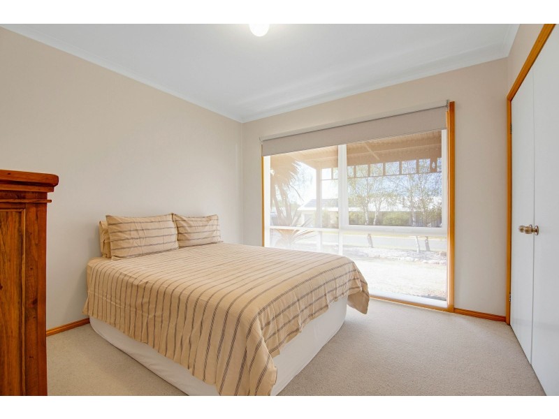 10 & 10A Lake Fair Rise, Newlands Arm VIC 3875