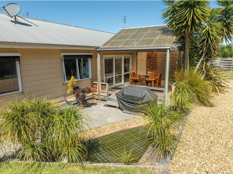 10 & 10A Lake Fair Rise, Newlands Arm VIC 3875