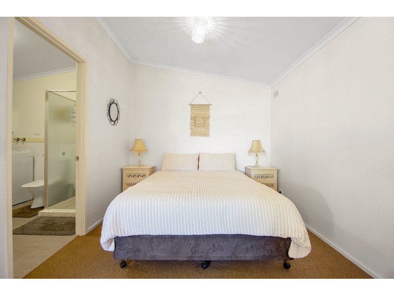 10 & 10A Lake Fair Rise, Newlands Arm VIC 3875