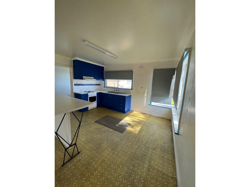 Unit 2/12 Mcmillan Grove, Paynesville VIC 3880