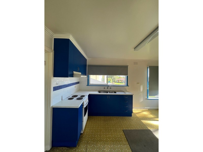 Unit 2/12 Mcmillan Grove, Paynesville VIC 3880