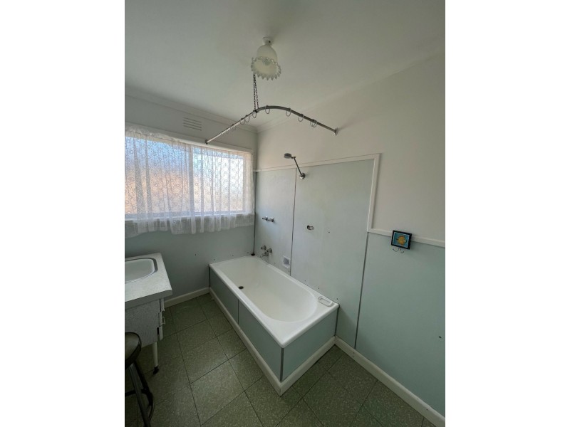 Unit 2/12 Mcmillan Grove, Paynesville VIC 3880