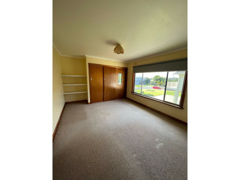 Unit 2/12 Mcmillan Grove, Paynesville VIC 3880