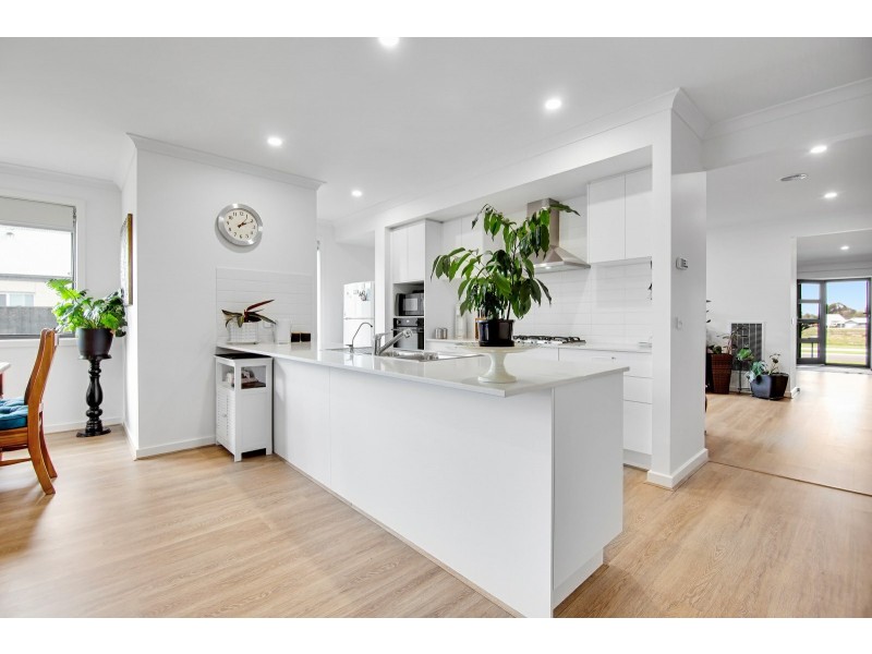 7 Twomey Place, Paynesville VIC 3880