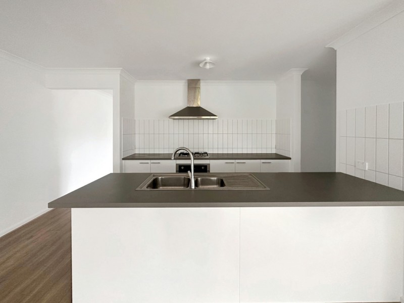 29 Houghton Crescent, Eagle Point VIC 3878