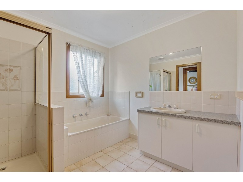 30 Ashley Street, Paynesville VIC 3880