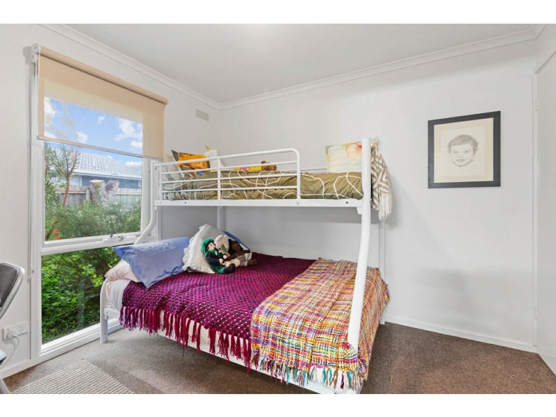 3 Manoora Avenue, Paynesville VIC 3880