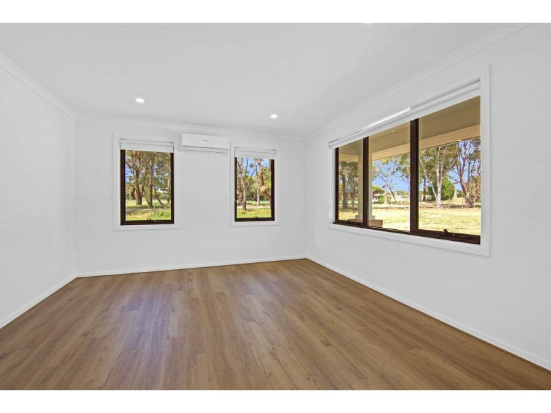 3 Lake Victoria Road, Eagle Point VIC 3878