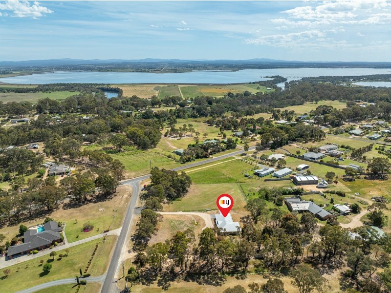 3 Lake Victoria Road, Eagle Point VIC 3878