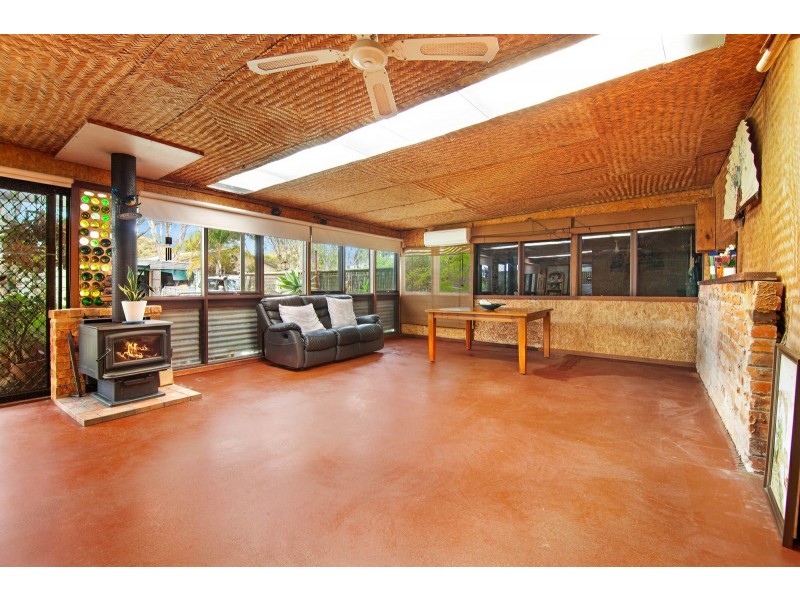 51 Sixth Avenue, Raymond Island VIC 3880