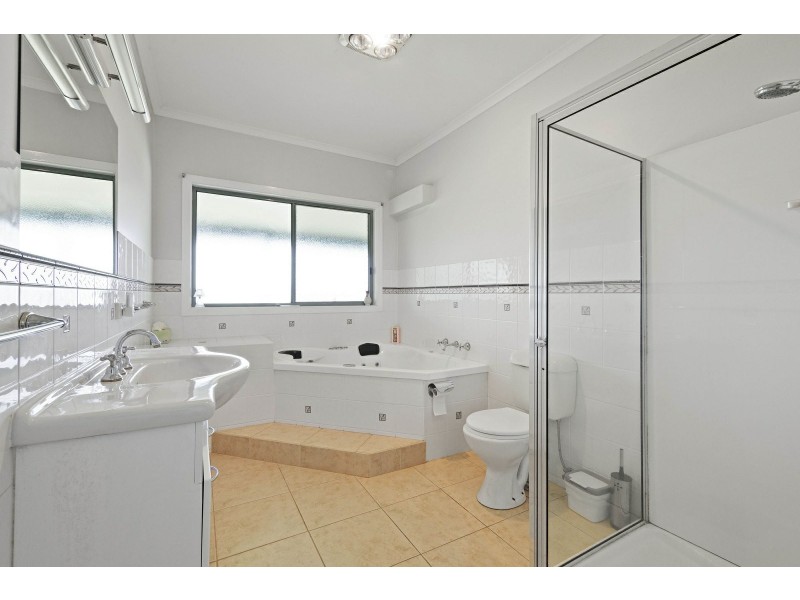90 Rivermouth Road, Eagle Point VIC 3878