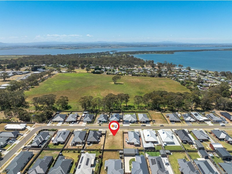 20 Houghton Crescent, Eagle Point VIC 3878