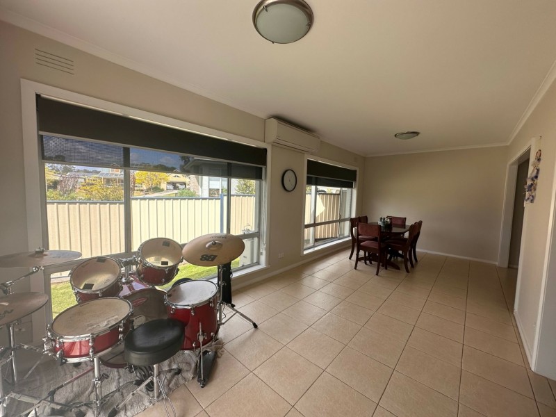 35 School Road, Eagle Point VIC 3878