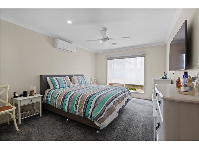 13 Digney Street, Paynesville VIC 3880