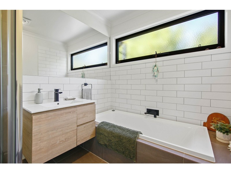 3 Vista Court, Newlands Arm VIC 3875